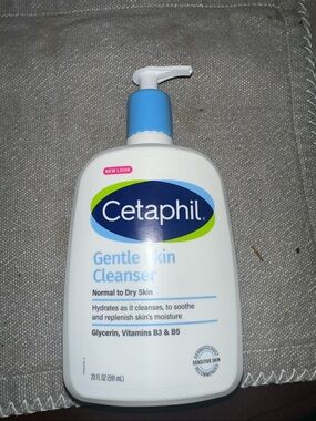 Cetaphil Gentle Skin Cleanser for Kids - White and Blue